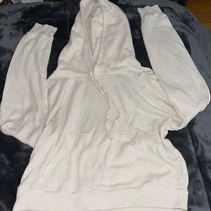American Eagle Cream Waffled Sweatshirt